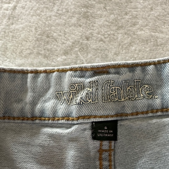 Wild Fable Light Blue Denim Shorts size 4 - Picture 2 of 4